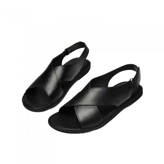 Black lightweight breathable boys' sandals