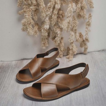 Black lightweight breathable boys' sandals