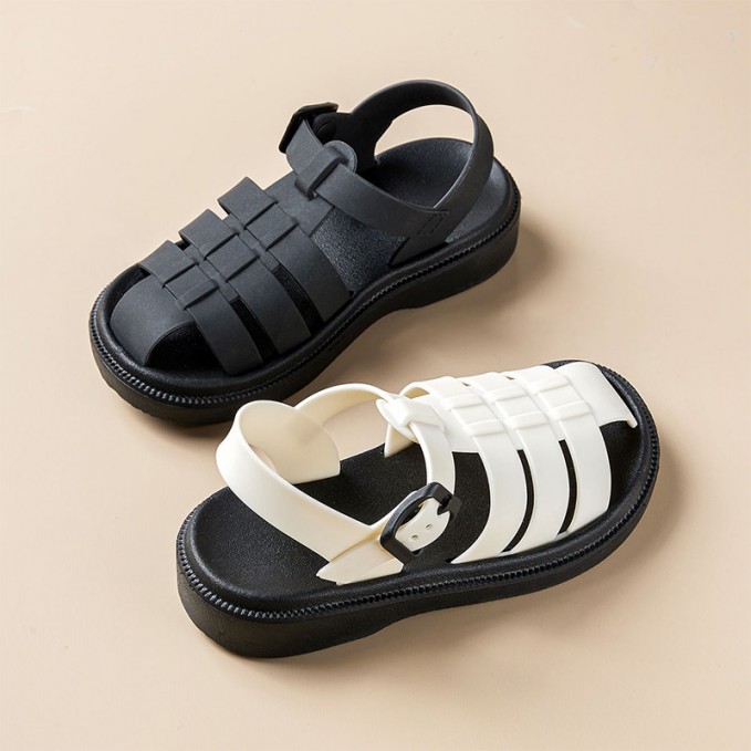 Safety anti-collision and non-slip boys' sandals
