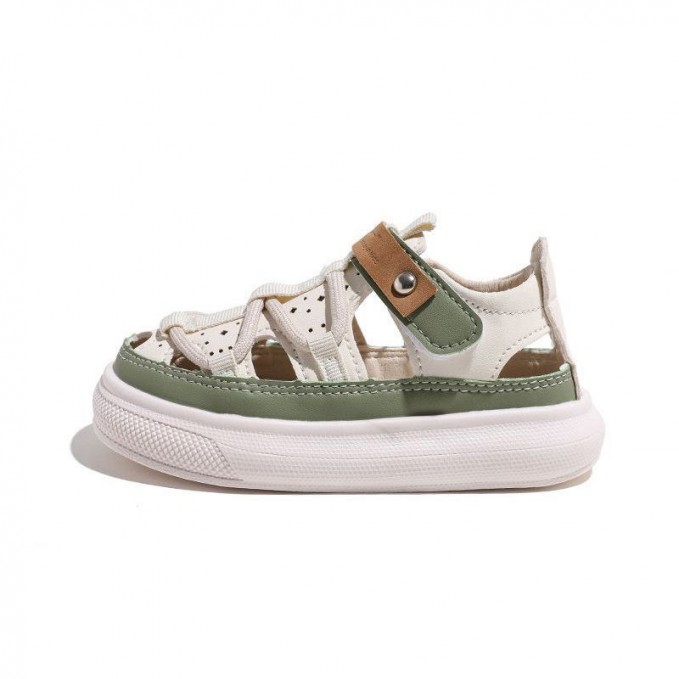 Hollow breathable non-slip soft sole boys sandals