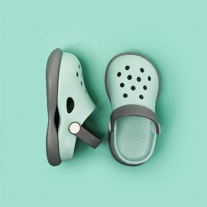 Double-layer hollow sole non-slip boys' slippers