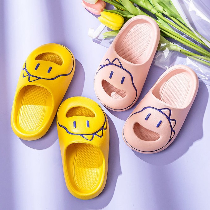 Cartoon soft and comfortable non-slip boys' slippers