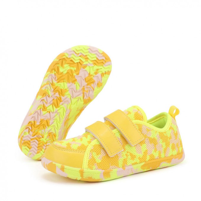 Anti-slip breathable wide-sole boys' sports shoes