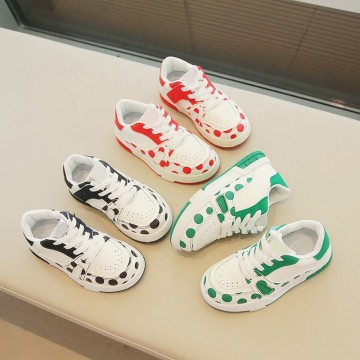 Fashionable color-blocked lace-up boys' sneakers