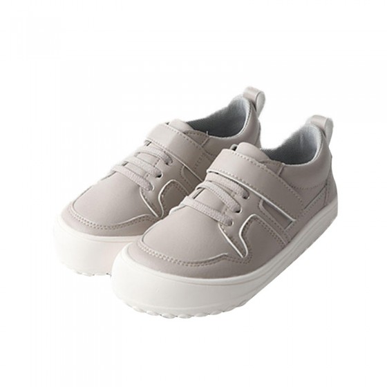 Lightweight and durable boys' sports shoes