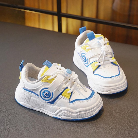 Fashionable breathable and comfortable boys' sports shoes