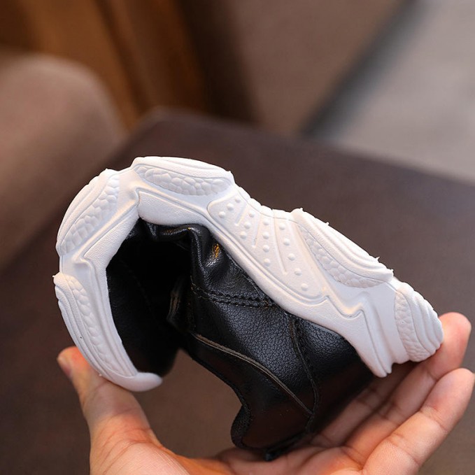 Black leather comfortable boys sneakers