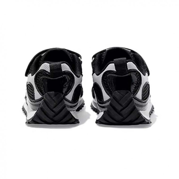 Lightweight breathable mesh boys' sneakers