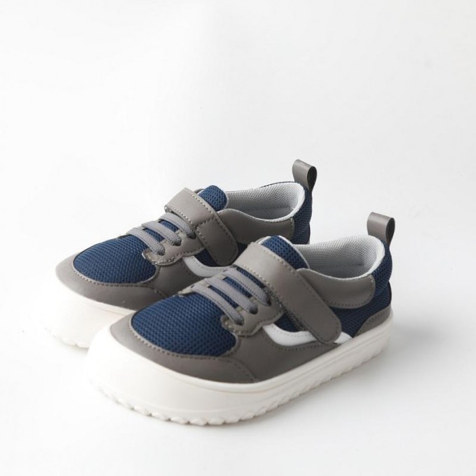 Lightweight breathable Velcro boys' sneakers