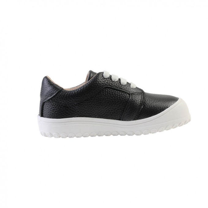 Leather soft sole lace-up boys sneakers