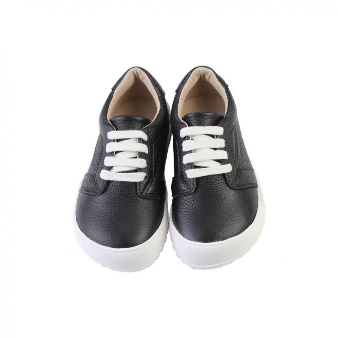 Leather soft sole lace-up boys sneakers
