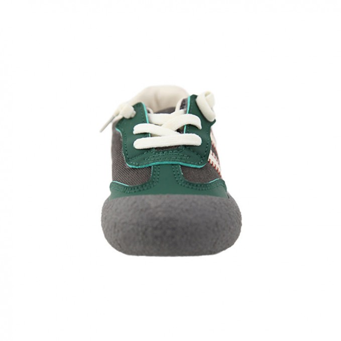 Anti-collision breathable and comfortable boys' sports shoes