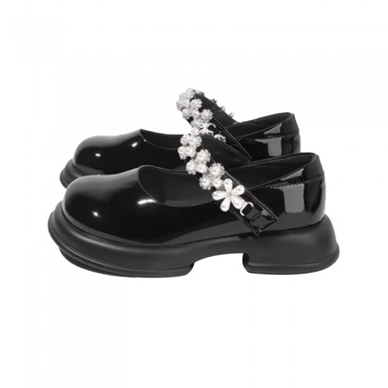 Wide-toe pearl flower decorated girls' leather shoes