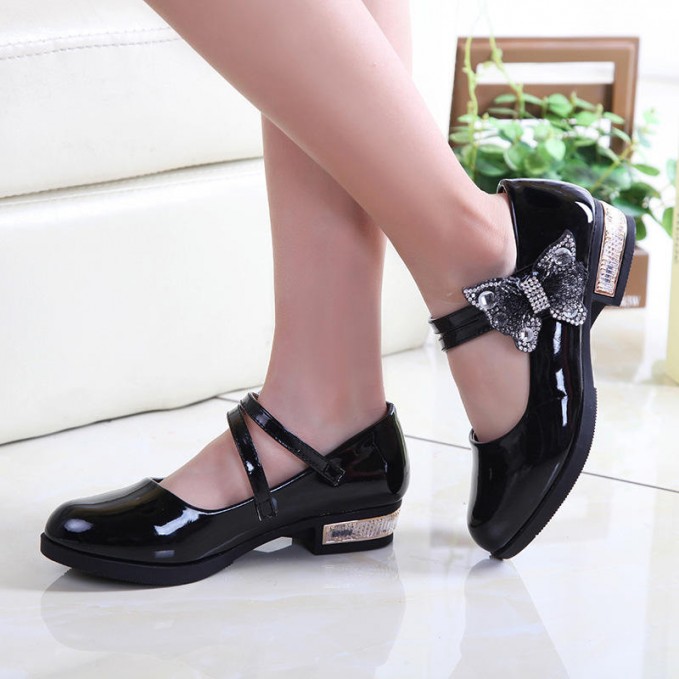 Elegant bow decoration smooth girls leather shoes