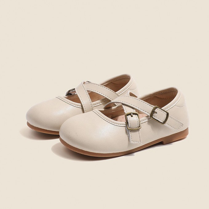 Lightweight breathable soft leather girls shoes