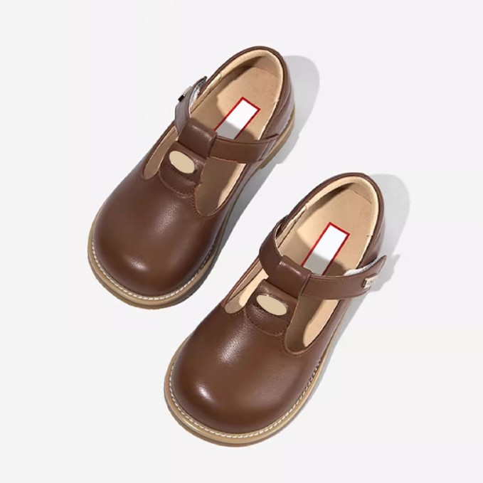 Vintage full grain leather wide toe girls shoes