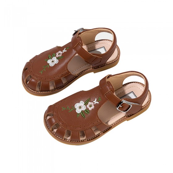Exquisite embroidery reinforced toe girls sandals
