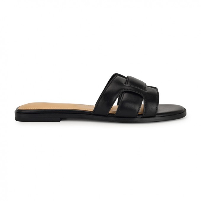 Fashionable black flat non-slip girls slippers