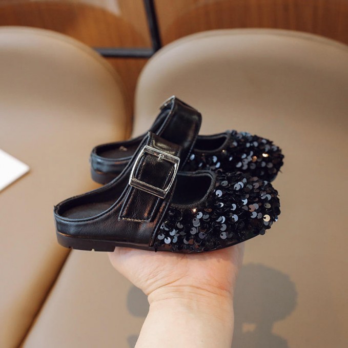 Sequined design closed toe comfortable girls slippers