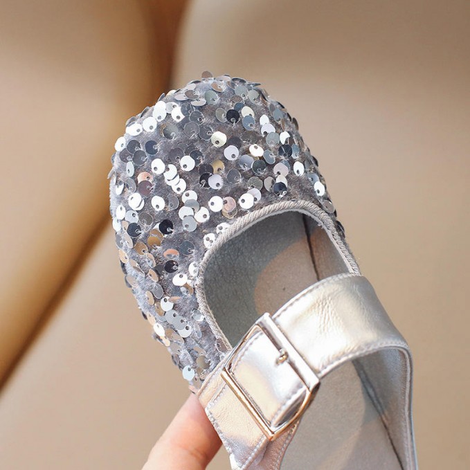 Sequined design closed toe comfortable girls slippers