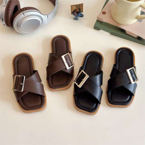 Cross leather strap flat toe non-slip girls slippers