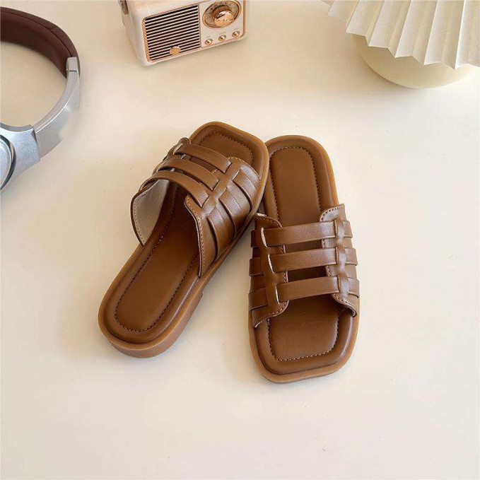 Retro woven flat toe non-slip girls slippers