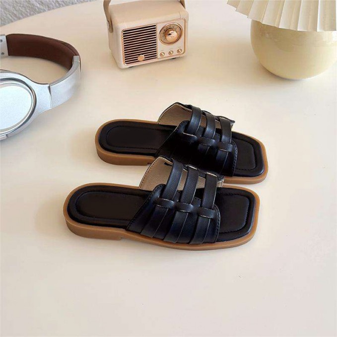 Retro woven flat toe non-slip girls slippers