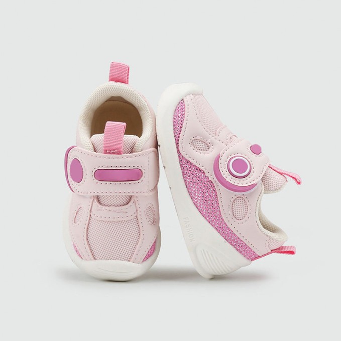 Wear-resistant mesh breathable girls' sports shoes