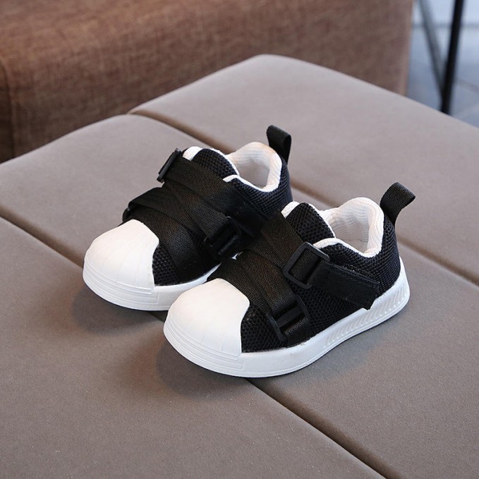 Simple breathable buckle Velcro girls' sneakers